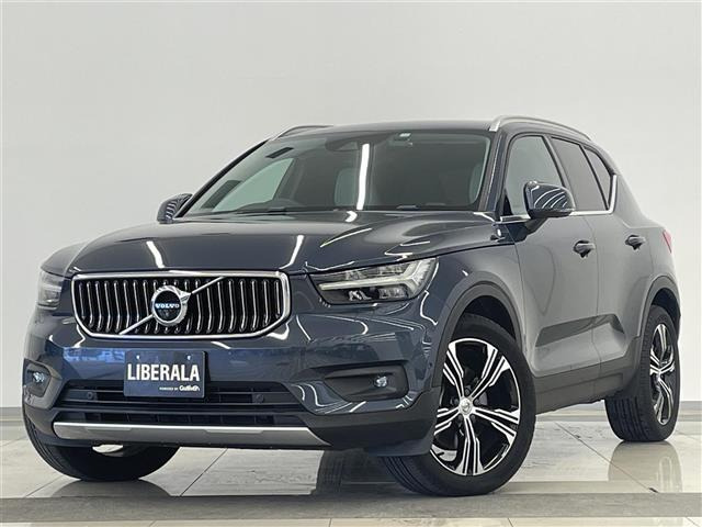 XC40B4 AWD インスクリプション 4WD4WD 本革シート