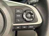 エコ走行モードへの切り替えが可能なステアリングスイッチに加え、高速道路を快適に走行できる全車速追従機能付ACC(アダプティブクル-ズコントロ-ル)スイッチが付いています(^^♪