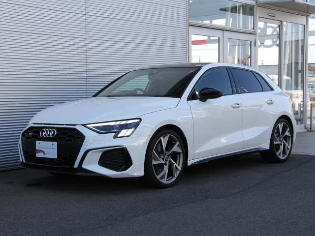 S3スポーツバック1st エディション 4WD