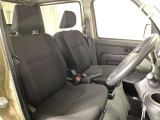 見通しのよいすっきりとした視界で、誰でも運転しやすいです。