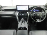 「中古車ハイブリッド保証」付き。ハイブリッド機構を無償で保証します。保証期間は、初度登録年月から10年目まで、またはロングラン保証が終わってから3年間。ただし累計走行距離が20万km以内です。