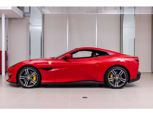 フェラーリ ポルトフィーノ F1 DCT の中古車詳細 (9,000km, RossoCorsa