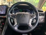 【純正革巻きステアリング】上質な革を使用することで、手にしっかり馴染みとても運転しやすいハンドルです♪