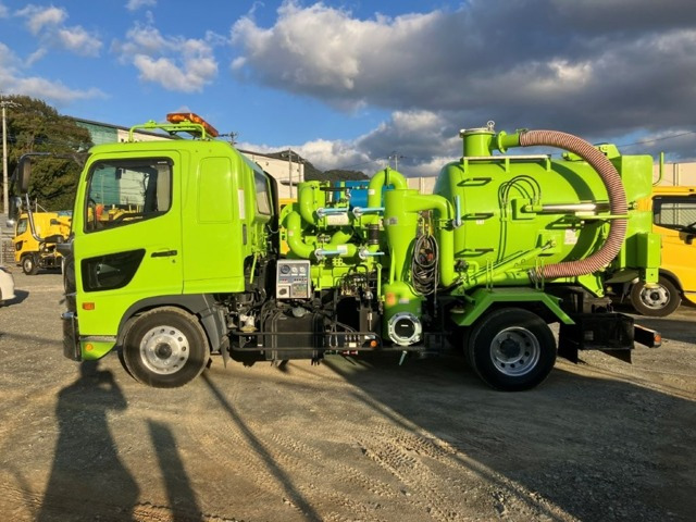 レンジャー  高圧洗浄車 4t 清掃車 モリタ製