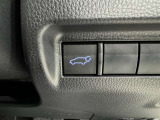 【パワーバックドア】ボタン一つでテールゲートが自動で開閉します。