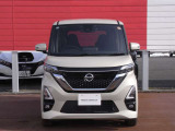アダプティブLEDヘッド&LEDフォグランプ搭載!明るくクリアな視界を確保して、安全運転を支援します。さらに、4WDなので冬道も安全ですね(^^)!