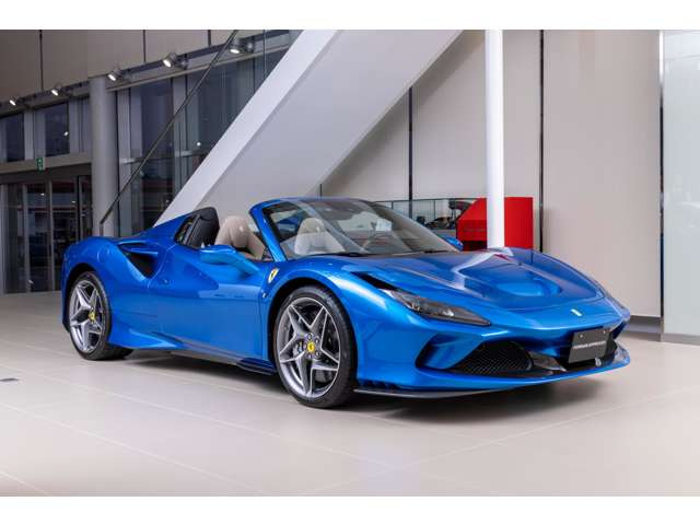 フェラーリ F8スパイダー F1 DCT の中古車詳細 (2,000km, BluCorsa