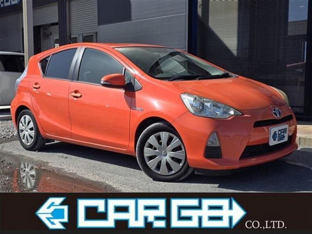 アクア 1.5 S TV オートライト スマートキー