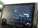 メーカー装着のディスプレイオーディオ(コネクティッドナビ対応)を装備しております