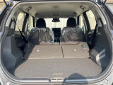 後席を格納すると、これだけの広さが!シーンに合わせたシートアレンジで、大きな荷物も積むことが出来ます♪