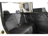 ★軽四とは思えない広々とした後部座席