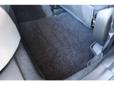 ★後部座席右側足元★クリーニング済★