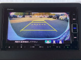 バックモニター付きで、車庫入れやバック時の後方確認をサポート。