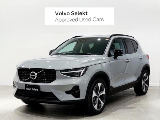 XC40 ウルトラ B4 AWD ダークエディション 4WD