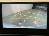 バックガイドモニターで、後方を確認しながら安心して駐車することができます。運転初心者も熟練者も必須の機能ですよ!