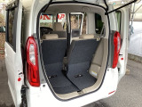 リアシートがあっても、しっかり荷物を積む事ができます。