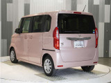 全車整備代金を車両本体価格に含んでおります。法定点検整備または定期点検を実施し、点検記録簿を発行致します。