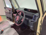 納車前にはプロのメカニックが点検、整備を行いますので安心してお乗り頂けます!!