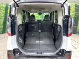 普段のお買い物や通勤、送迎等に十分な荷室スペースを確保しております。セカンドシートを倒すと、大きな荷物の積載も可能です♪