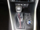 電気式無段変速機+6速シーケンシャルシフトマチックです。