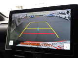 バックカメラ付きで駐車時が楽ですね!