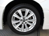 純正18インチアルミ!タイヤサイズは235/50R18です