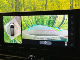 【アラウンドビューモニター】専用のカメラにより、上から見下ろしたような視点で360度クルマの周囲を確認することができます☆死角部分も確認しやすく、狭い場所での切り返しや駐車もスムーズに行えます。