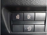 両側電動スライドドアのスイッチ付です。車内からもスイッチひとつで楽にドアの開閉が可能です。電動なので開閉時に力を使う必要がなく、半ドアになることもありません!