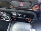 シートヒーター付き!直接体を温てくれるので寒い日の運転も快適です。