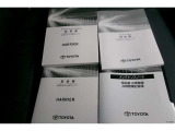 メンテナンスノートや取扱説明書付きです。過去の整備記録を確認したり、お車の状況にあった整備をすることに役立ちます。また、車の取扱方法を確認するのにも役に立ちます。