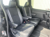 【 セカンドシート 】2列目も広々お乗りいただけます♪