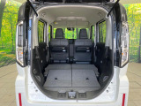 普段のお買い物や通勤、送迎等に十分な荷室スペースを確保しております。セカンドシートを倒すと、大きな荷物の積載も可能です♪