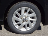 【タイヤ】 【純正14インチアルミホイール】《155/65R14》専用のアルミなのでお車のイメージぴったりですね!