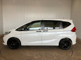 当店ではお客様に安心と満足な車選びをお届けするお店です!その為、『支払総額表示』『保証付』『第三者鑑定』『メンテナンスパック』等、様々な取り組みを行っております!
