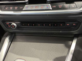 iDriveHDDナビゲーションになります。操作はコントローラーとタッチパネルにて操作いただけます。