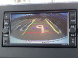 【バックモニター】車をバックさせる際に後方の様子をカーナビのモニターで確認。バック駐車を安全にスムーズに行うことができます!