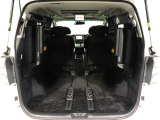 ミニバン最大級のスペース!ご家族、お友達とのキャンプやバーベキューほか、お仕事でも十分な容量が有ります!