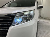 消費電力も少なく寿命も長いのがLEDの特徴。HIDのような点灯のタイムラグもなくパッと明るくなるのも特徴のひとつです。