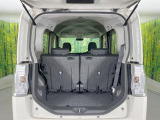 普段のお買い物や通勤、送迎等に十分な荷室スペースを確保しております。セカンドシートを倒すと、大きな荷物の積載も可能です♪