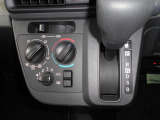 シフト周辺とエアコン操作部です!