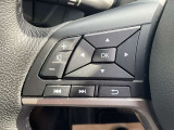 ステアリングスイッチです。ナビのオーディオコントロールが手元で行えます