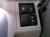 運転席シートヒーターやリヤヒーターなどのスイッチです☆