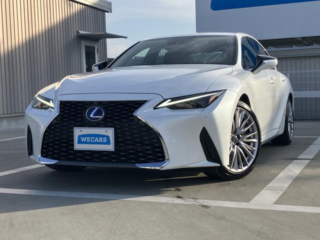 IS300h バージョンL