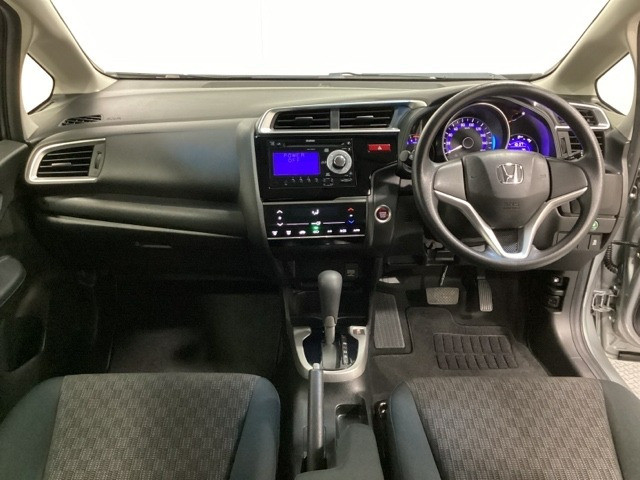 13G・Lパッケージ GK3 フィット(ホンダ)の価格・スペック 13G・Lパッケージ GK3 フィット(ホンダ)の価格・スペック
