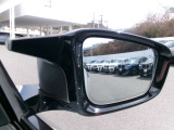 車線変更の注意表示も装備しておりますので安心してドライビングを楽しむことができます!