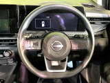 ステアリングも使用感が少なく、きれいな状態となっております♪