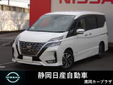 《 LEDヘッドランプになります 。》LEDの白色光で遠くまで明るく照らし、夜間の安全運転をサポートします。