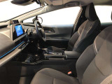 清潔で広々した座席です!是非、現車を見て体感してみてください。