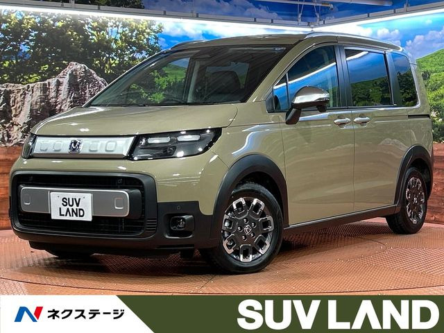 フリード 1.5 e:HEV クロスター