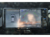 全周囲モニター付で、車庫入れも駐車もラクラクです。